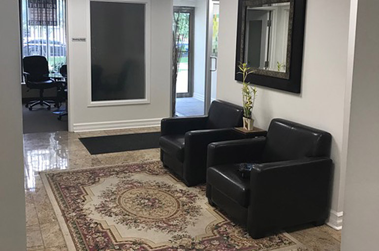 For Lease 207 Edgeley Blvd, Unit 16